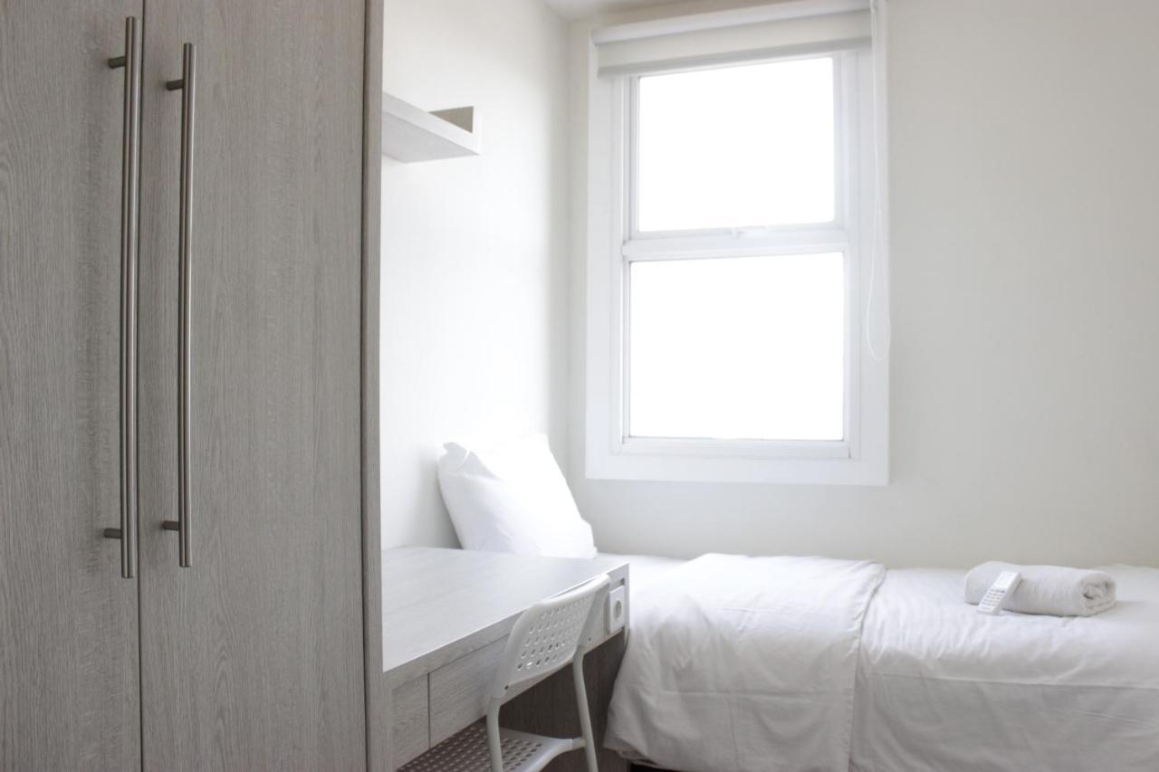 Spacious 3br Parahyangan Near Unpar By Travelio * Bandung